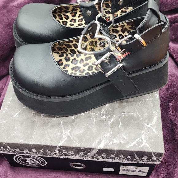 DEMONIA SPRITE 02 Black Platform MARY JANE Shoes with Heart Accents - Picture 9 of 12